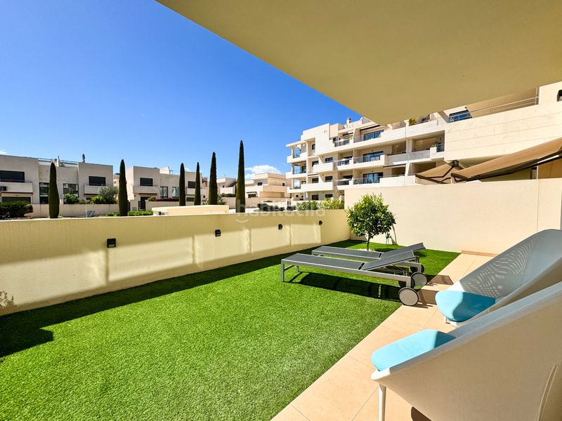 Foto 4670335f-f02e-46be-aa0e-24dd98166f28. Casa amb piscina a Lomas de Cabo Roig - Los Dolses Orihuela