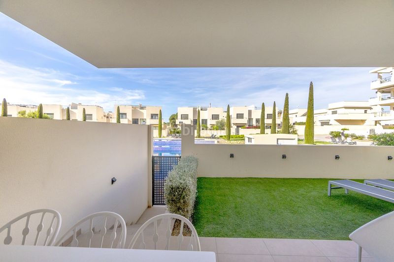 Foto 56329e89-b02c-4ac4-861a-d218dd0d6596. Casa amb piscina a Lomas de Cabo Roig - Los Dolses Orihuela