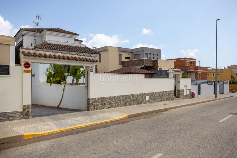 Foto 74089314-e4f0-4047-948d-4318b8e1c494. Casa amb piscina a Montesinos (Los)