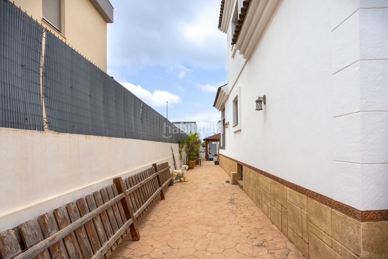 Foto b392c5bb-0dde-4aa0-8798-f25c8a124ec8. Casa amb piscina a Montesinos (Los)