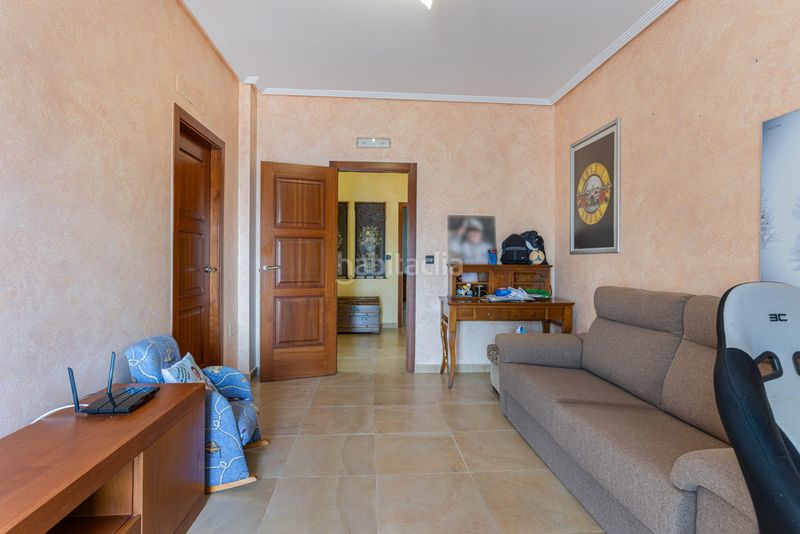 Foto c00651ee-defb-4b9a-870c-50e528b2f53d. Casa amb piscina a Montesinos (Los)