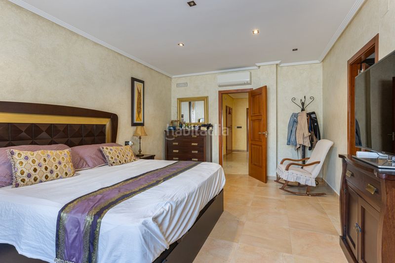 Foto cc5f2d28-252b-490f-8739-2b8d87ad05c8. Casa amb piscina a Montesinos (Los)