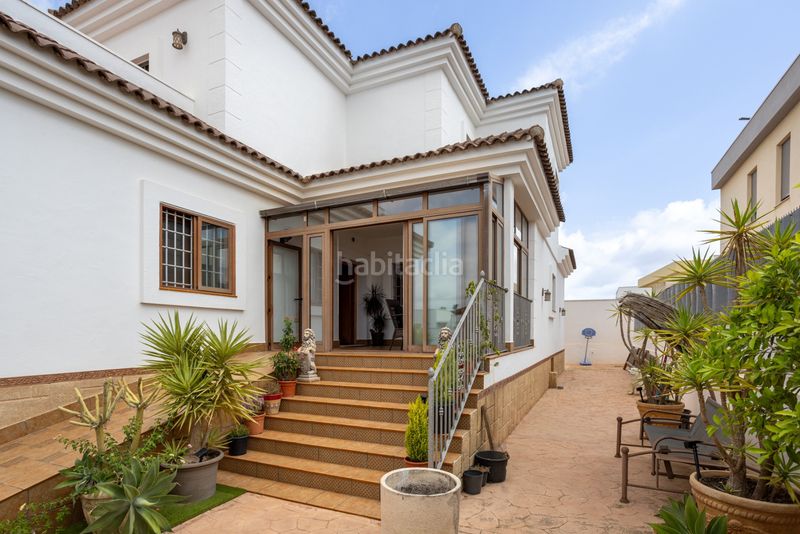 Foto eee8660a-7c46-403e-82f1-9bc4d0a7fb17. Casa amb piscina a Montesinos (Los)