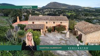 Casale in Sant Llorenç des Cardassar. Finca histórica en 50 hectáreas de terreno con muchas posibilida