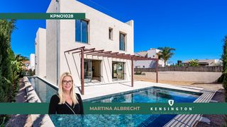 Bauernhof in Colònia de Sant Pere. Chalet de obra nueva con vistas al mar, piscina, azotea y las me