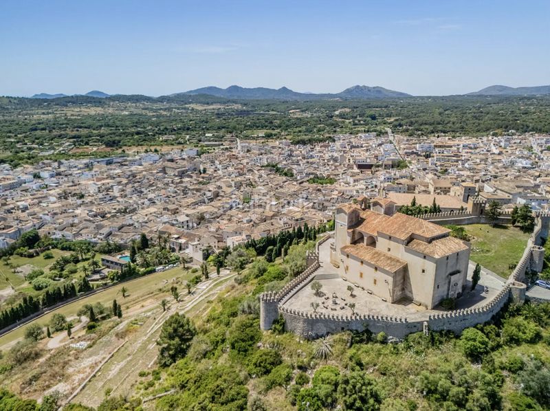 Foto e56261ed-1e8a-4e82-ba48-d38d2fad8f05. Casa adossada amb calefacció aparcament piscina a Artà