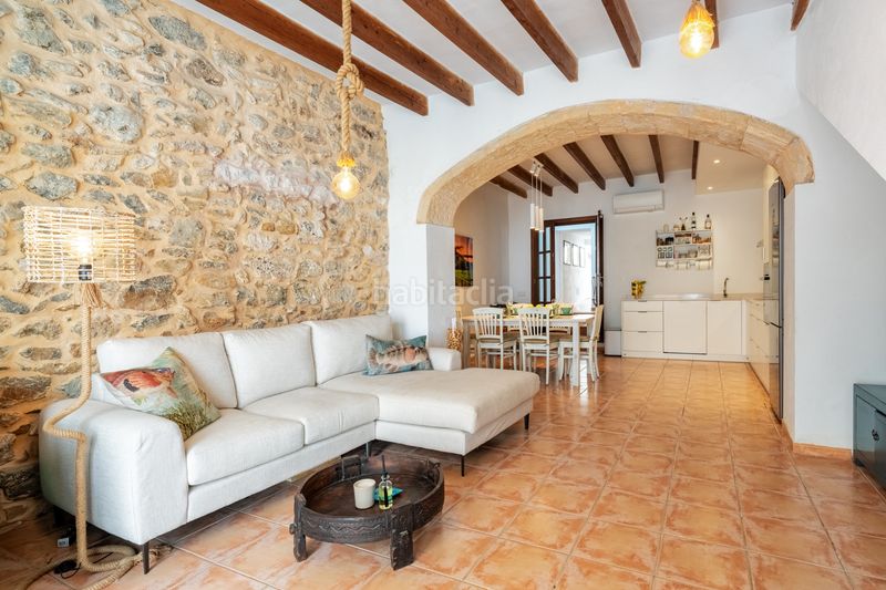 Foto d4f16eb2-f1e9-4f18-823c-073e93f93478. Casa amb calefacció a Artà poble Artà