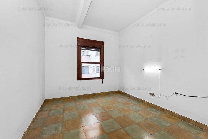 Foto f8e676c5-c7fc-44a1-9701-30a7c0406448. Casa amb aparcament a Plaça dels Patins Palma de Mallorca