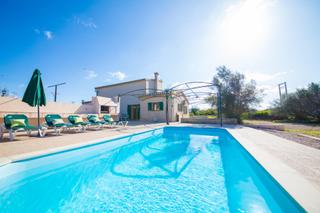 Lloguer Masia a Algaida. Finca en alquiler en algaida con 3 dormitorios y piscina