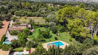 Casa en Pollença Poble. Finca con licencia de alquiler vacacional a 6 del mar