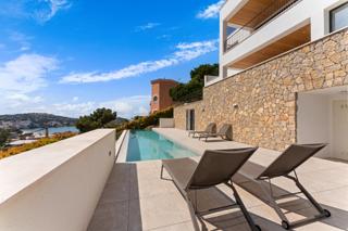 Xalet a Costa de la Calma. Exquisita villa de 6 dormitorios con impresionantes vistas al ma