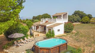 Lloguer Masia a Santa Margalida Poble. Finca en alquiler de 3 dormitorios con vistas esplendidas y pisc