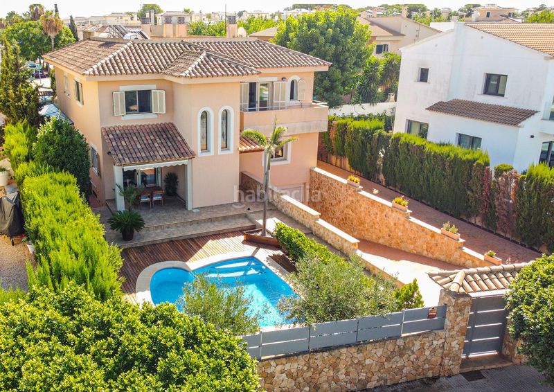 Foto 8cb38e9d-d3ba-4ac3-bf4e-3b7537a94e98. Casa aparellada amb calefacció aparcament piscina a Llucmajor