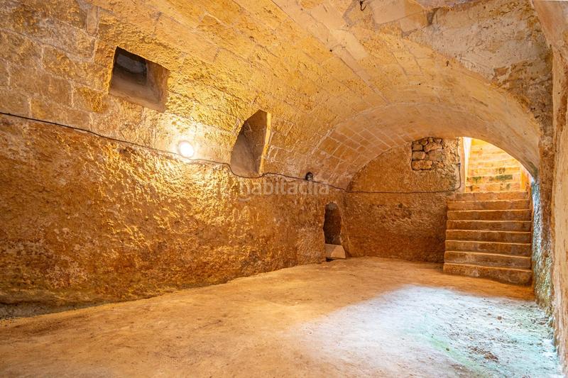 Foto 1f73760e-3bc6-4ac0-b4aa-ce83a2b29670. Casa amb aparcament a Santa Eugènia