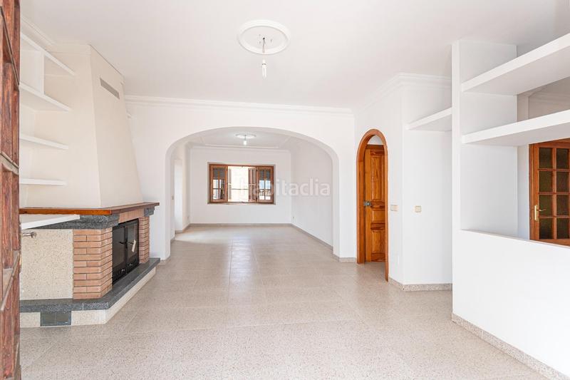 Foto 79894df9-6b95-4421-bcdc-df93abd40cbb. Casa amb aparcament a Santa Eugènia