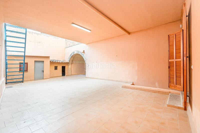 Foto 8a7ca7ab-9b55-418d-b1f1-83a82581757a. Casa amb aparcament a Santa Eugènia