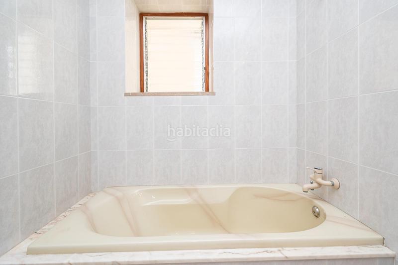 Foto d2ea11ac-7117-493a-a604-e173c5b6ce6c. Casa amb aparcament a Santa Eugènia