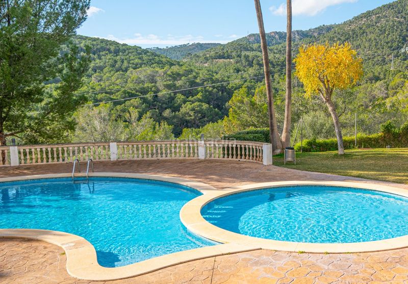 Foto 0f08b9af-18c8-4ecf-9a5d-d8e7960e1a92. Casa adossada amb calefacció aparcament piscina a Palma de Mallorca