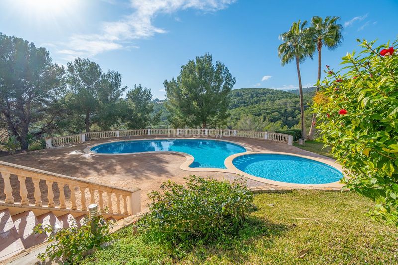 Foto 6df5f3f6-7f23-41b1-9eb3-a3e7b584c192. Casa adossada amb calefacció aparcament piscina a Palma de Mallorca
