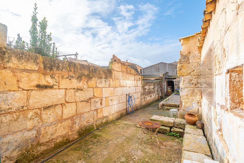 Foto 137a9515-d31c-4e84-86f6-07d1f3885e24. Casa amb aparcament a Muro