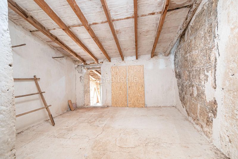 Foto 513b1e5d-eb1f-4b83-8ba9-a092537c3d8e. Casa amb aparcament a Muro