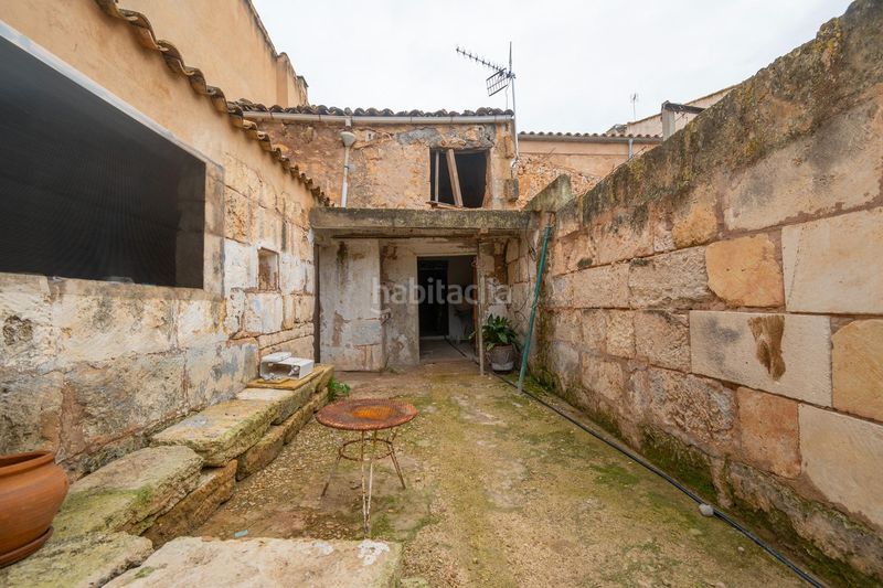 Foto aebf7b70-7086-435a-a580-10063848d9f9. Casa amb aparcament a Muro