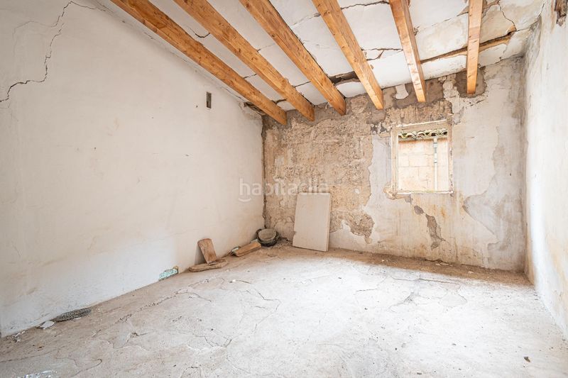 Foto f7b53ac1-951e-43b2-b6fb-e0f4a3b2a235. Casa amb aparcament a Muro