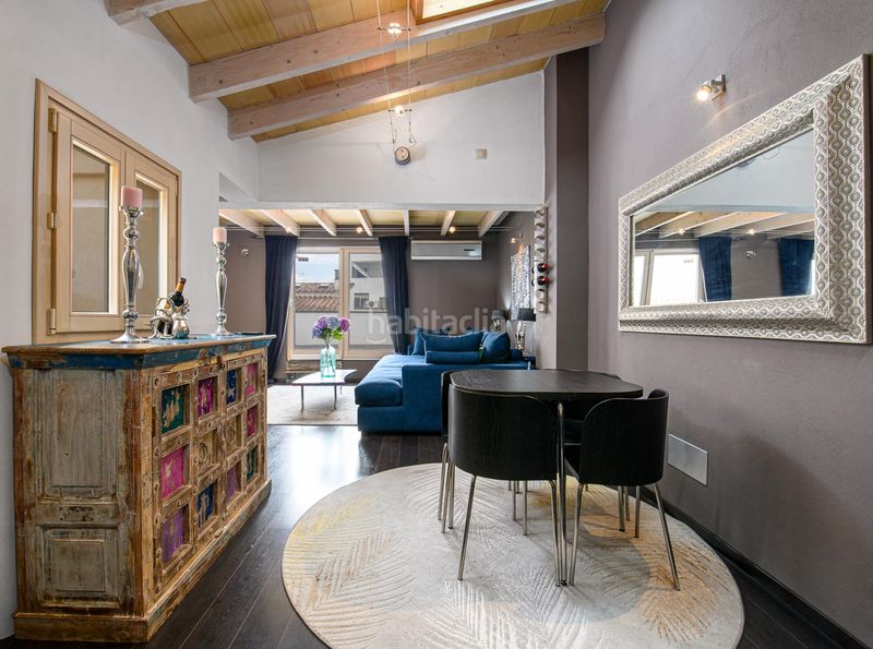 Foto adc09b2a-6627-472d-a6df-1e38ad52dd17. Àtic a El Sindicat Palma de Mallorca