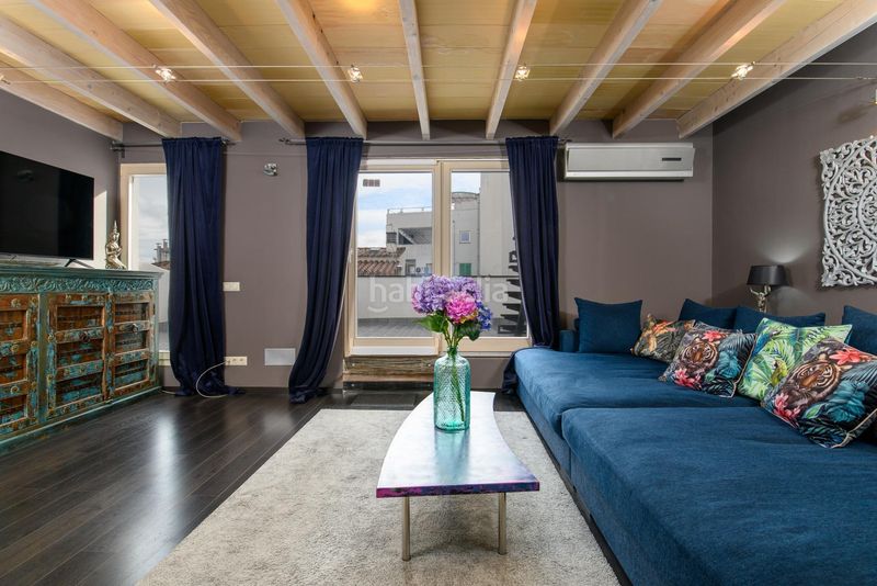 Foto ed90913a-4f31-4fca-a0f2-540743a56b1b. Àtic a El Sindicat Palma de Mallorca