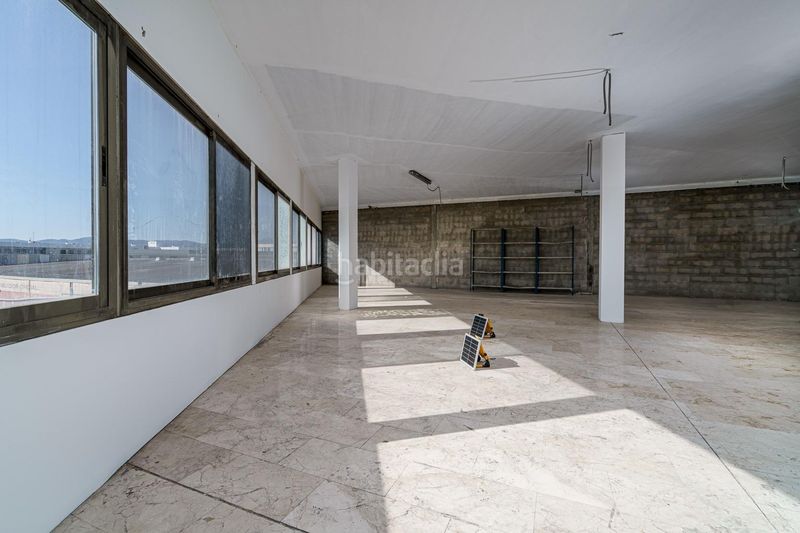 Foto 283e3ccf-76fc-4c92-b40b-6483bfc15fc8. Rent office space with heating parking in Sa Indioteria Urbà Palma de Mallorca