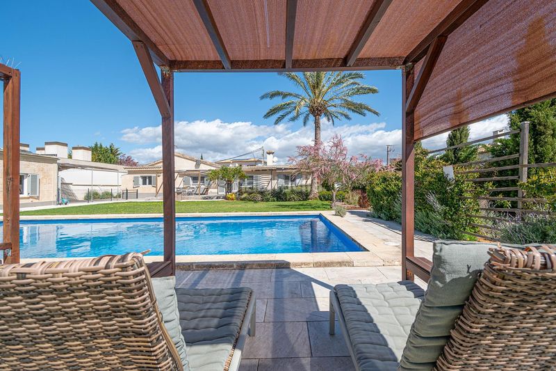 Foto 6afcf097-b05e-4bbd-be0c-4840e4b12bd2. Casa amb calefacció aparcament piscina a Son Sardina Palma de Mallorca
