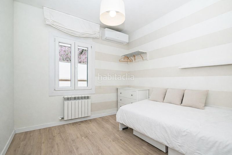 Foto b6b88028-a645-4dac-85e3-5f9665a296f2. Casa amb calefacció aparcament piscina a Son Sardina Palma de Mallorca