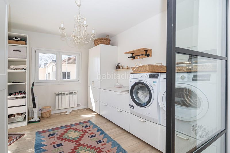 Foto e5e1cd64-4a1d-444c-aee8-0f90e05d146c. Casa amb calefacció aparcament piscina a Son Sardina Palma de Mallorca