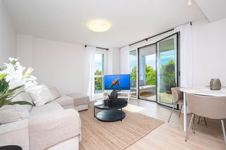 Alquiler Piso  Avenida avinguda de mèxic, 7. Piso de dos dormitorios amueblado en urbanización de recién cons