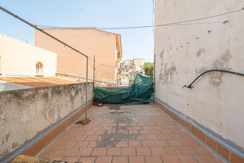 Foto d7b8860c-b2b4-4d25-b5ca-90c77127be4b. Casa adossada amb aparcament a S´Arenal Palma de Mallorca