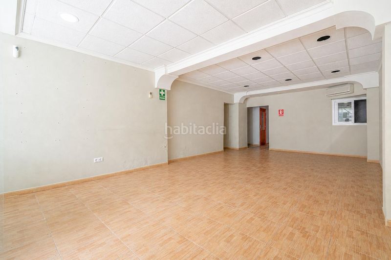 Foto f544261f-1785-4cb5-a7ef-b29d71159352. Casa adossada amb aparcament a S´Arenal Palma de Mallorca