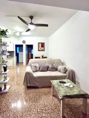Appartement  Pau. Piso de 2 dormitorios en el centro de sa pobla  con potencial de