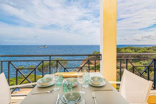 Appartement à Cala Pi-Vallgornera. Piso de 3 dormitorios con estupendas vistas al mar situado en un