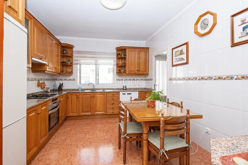Foto b0664c17-4d33-4f8f-b908-54e386236c4c. Casa amb calefacció aparcament a Son Canals Palma de Mallorca