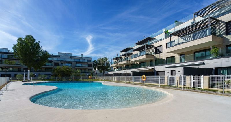 Foto eb76ea0e-a83d-465b-8995-b38614ba08e6. Planta baixa amb calefacció aparcament piscina a Calvià