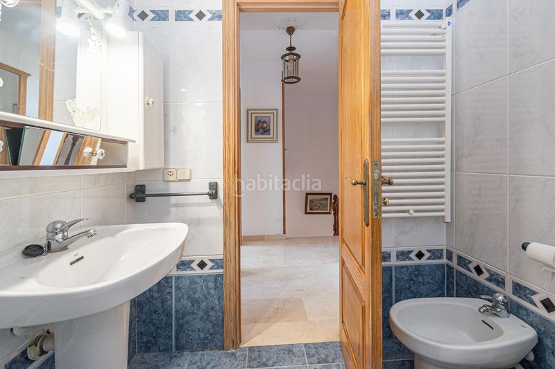 Foto 2b7b12d7-f534-42e8-877f-aba3a28b5103. Casa aparellada amb aparcament a Son Sardina Palma de Mallorca