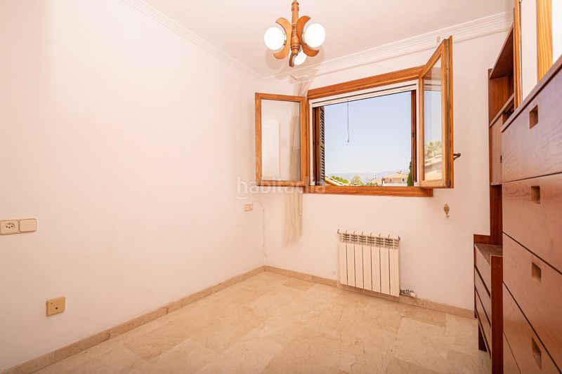 Foto 7607b104-cbb8-4866-a0ba-fd27f52aac6e. Casa aparellada amb aparcament a Son Sardina Palma de Mallorca