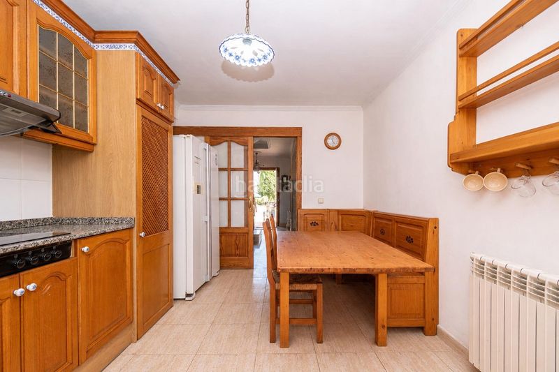 Foto bb4c4592-3161-4dd6-8599-c6c809bf3169. Casa aparellada amb aparcament a Son Sardina Palma de Mallorca