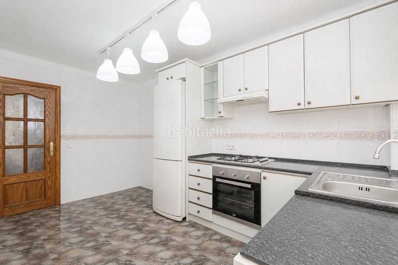 Foto f90d448a-83e8-47b5-9aca-32c95453d5e7. Casa adossada amb calefacció aparcament a Camp D´en Serralta Palma de Mallorca
