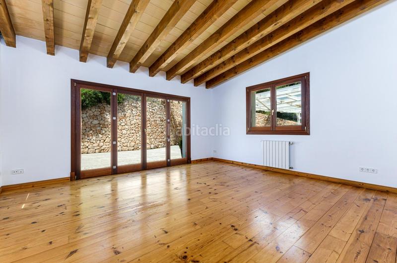 Foto 936a3ee8-e9a9-44e2-a76a-2a1363f00a5c. Rent chalet with heating parking pool in Esporles