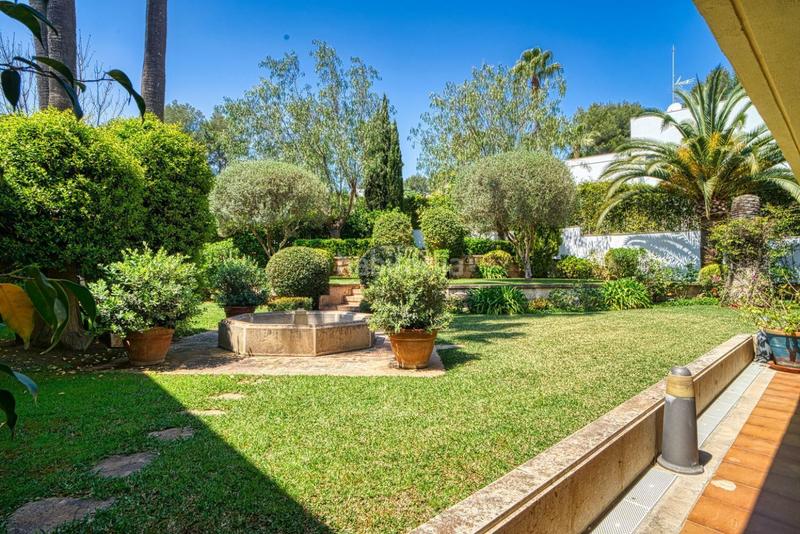 Foto 872d9015-2117-4526-8400-541e9b013ee3. Chalet con riscaldamento parcheggio piscina in Son Vida Palma de Mallorca