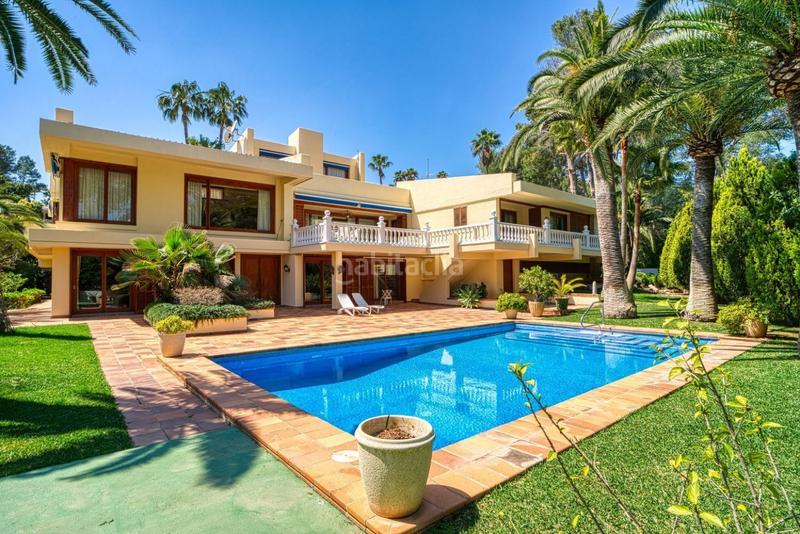 Foto fa3b1a73-9b99-4f69-8b5b-f2763e89da86. Chalet con riscaldamento parcheggio piscina in Son Vida Palma de Mallorca