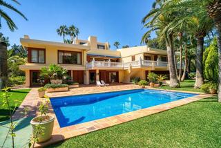 Rent Chalet in Son Vida. Exclusiva villa en son vida para alquilar