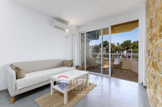 Pis  Illetes. Vive a un paso de la playa en este moderno piso de illetas con i