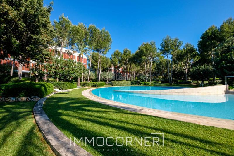 Foto a2e03fae-a795-4c8f-937d-209e3e6cfc21. Lloguer àtic amb aparcament piscina a Portals Nous Calvià